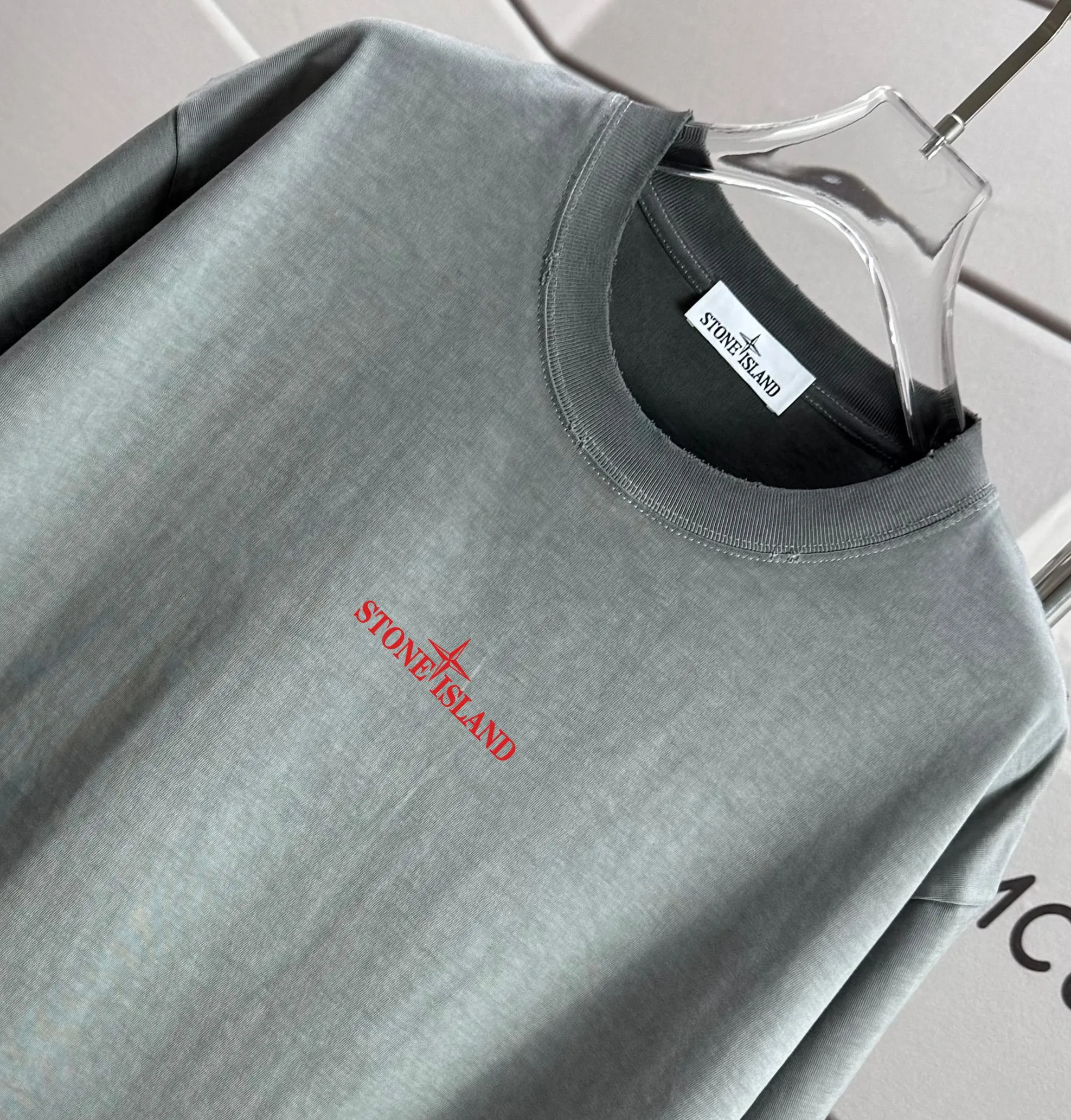 P160 Ston* islan* 石*岛 2025 autumn and winter new style, washed and worn 320g round neck short-sleeved tee, loose version for men and women, color: washed black, washed white, washed gray, washed brown gray Size: S M L XL XXL Size: S (90-130 catties) M (120-150 catties) L (140-165 catties) (160-180 catties) XXL (180-210 catties)